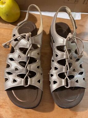 Abeo Bino champagne/silvery Bungee sling ack Walking Sandals